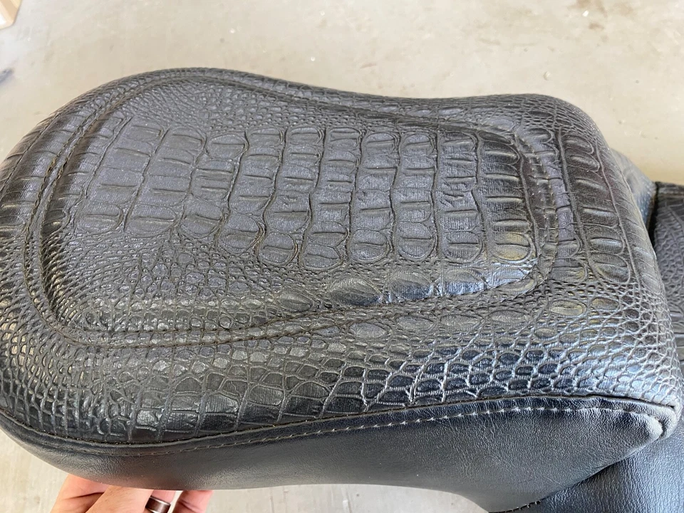 2001 Kawasaki Vulcan 1500 Nomad & CLASSIC 1500 BANCO DE PASSAGEIRO MOTORISTA - Imagem 3 de 4