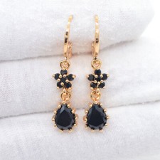 Pendientes colgantes de lágrima con flor de topacio místico negro rellenos de oro amarillo de 18 quilates para mujer