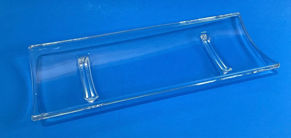 Crystal clear Glass Tray Very Elegant For every occasion - Image 3 of 4