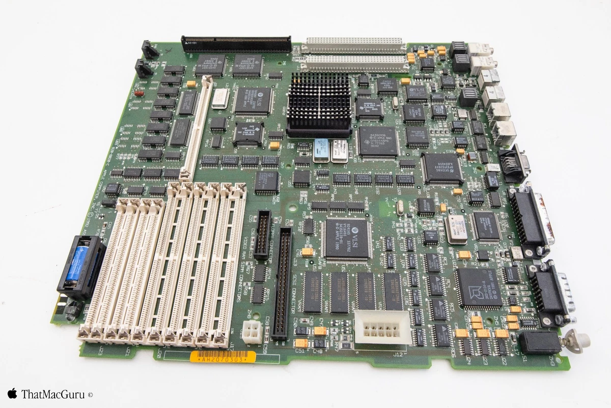 Apple Macintosh Quadra 700 本体＋VGA変換アダプター Apple Quadra Indiana Vintage Computer Parts & Accessories for sale
