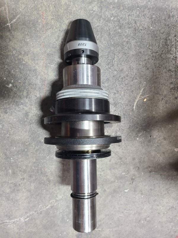 TAUMEL ORBITAL FORMING HEAD