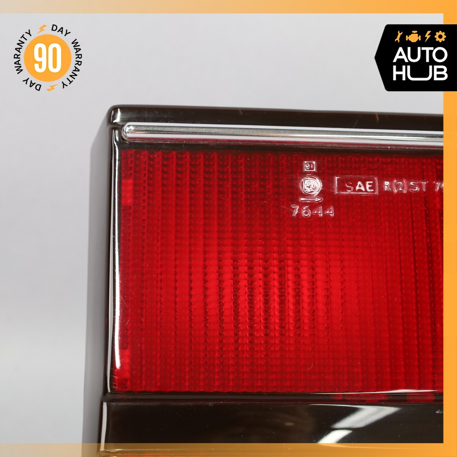 Rolls-Royce Silver Spur 1981-1996 Rear Right Inner Tail light