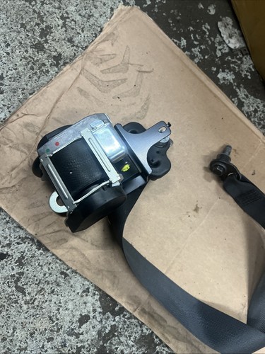 NISSAN JUKE SEAT BELT FRONT LEFT 6307652 MK1 F15 2019 - Picture 3 of 4