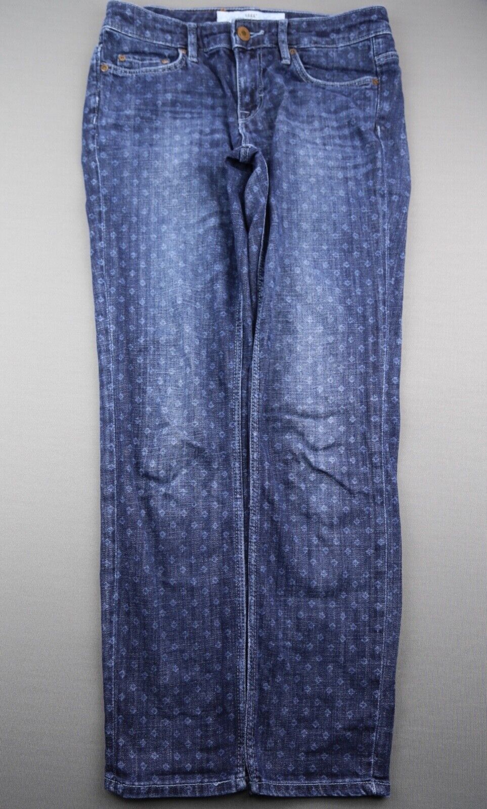Foto 1 di 8