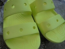 New Crocs Classic Crocs Sandal Size J2 Junior 2 Sulphur