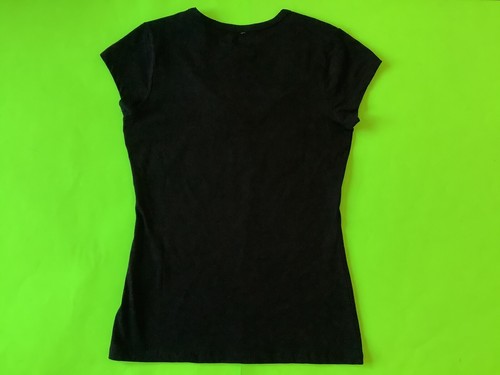 New GUESS Los Angeles Women’s Short Sleeve T-Shirt Size MEDIUM Black w/Silver - Picture 2 of 12
