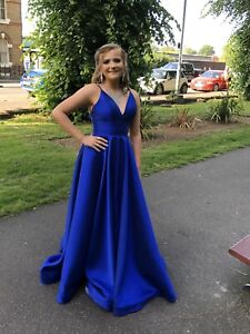 beautiful blue prom dresses