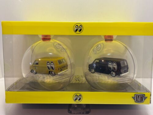 M2 Machines 2024 Christmas Ornament Chevy Van Mooneyes - Picture 2 of 2