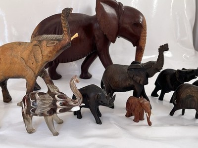 Konvolut Elefanten Figuren Holz Glas Metall Vintage Skulptur Set