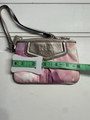 Coach Madison Small Wristlet Floral Pattern Pink Watercolor - Picture 4 of 4