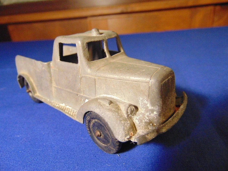 Grúa Tootsietoy grande de 4 1/2" Mack de colección años 60 ¿repuestos restaurar? Foto 2 de 4