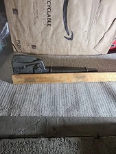 PSN025951 BOSTITCH CARPET EDGER stapler  made in the usa