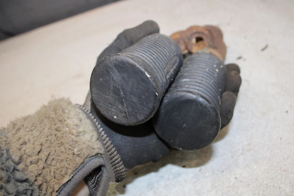 Harley SX Sprint 125 1971 reposapiés delanteros juego de clavijas peldaños Aermacchi P7-1115.ZB Foto 4 de 4