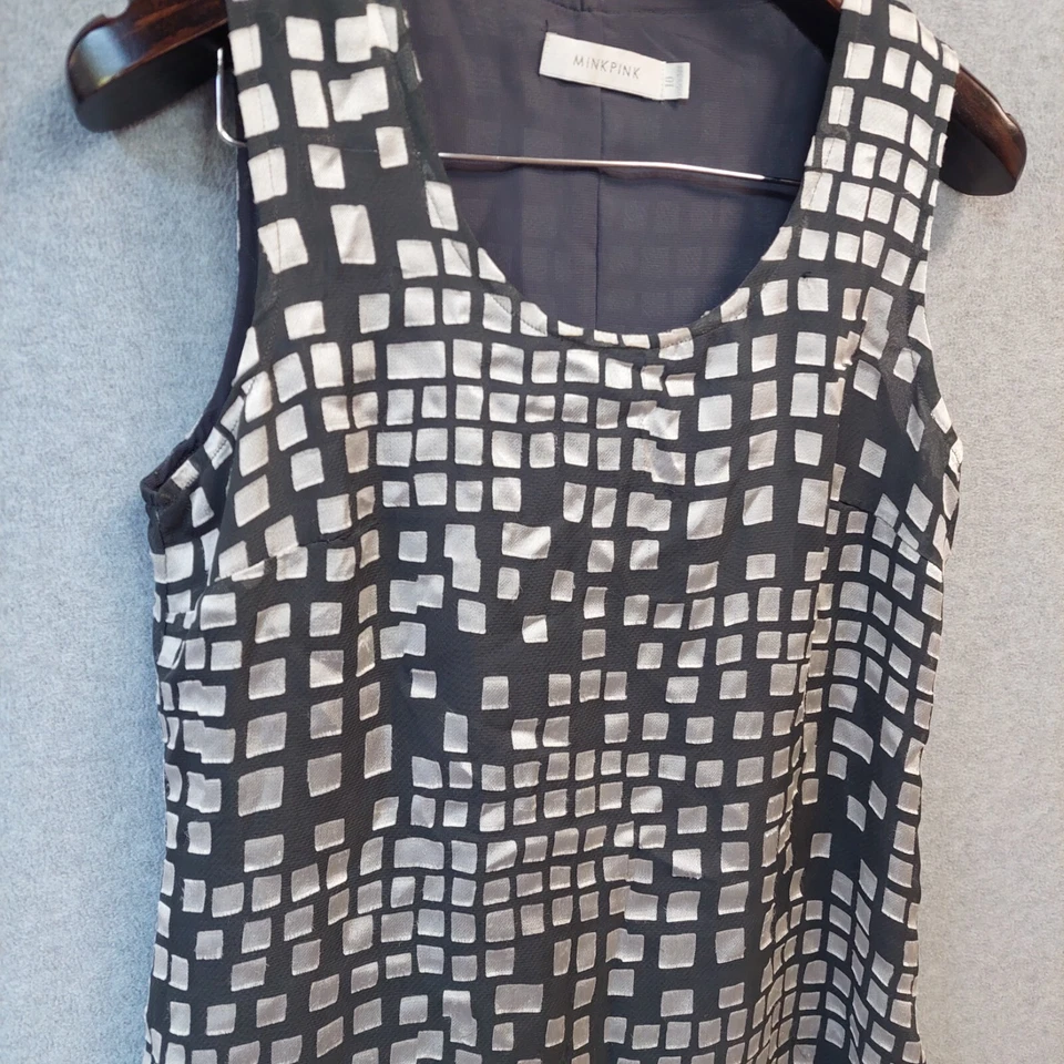 Mink Pink Womens Size 10 Gorgeous Modern Print Sleeveless Blouse - Image 3 of 4