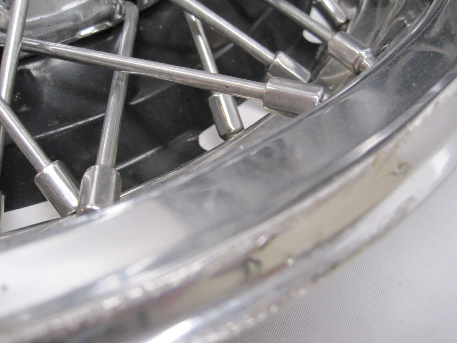 Set 4 1977 1978 Buick Riviera Electra Park Avenue locking wire wheel