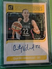 2019 Panini WNBA-Sig. Series Courtney Vandersloot SS-CVS 173/199 Chicago Sky