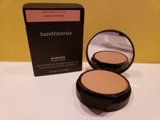 Bare Minerals~BarePro 24HR Skin-Perfecting Powder Found ~Light 27 Neutral ~ NIB