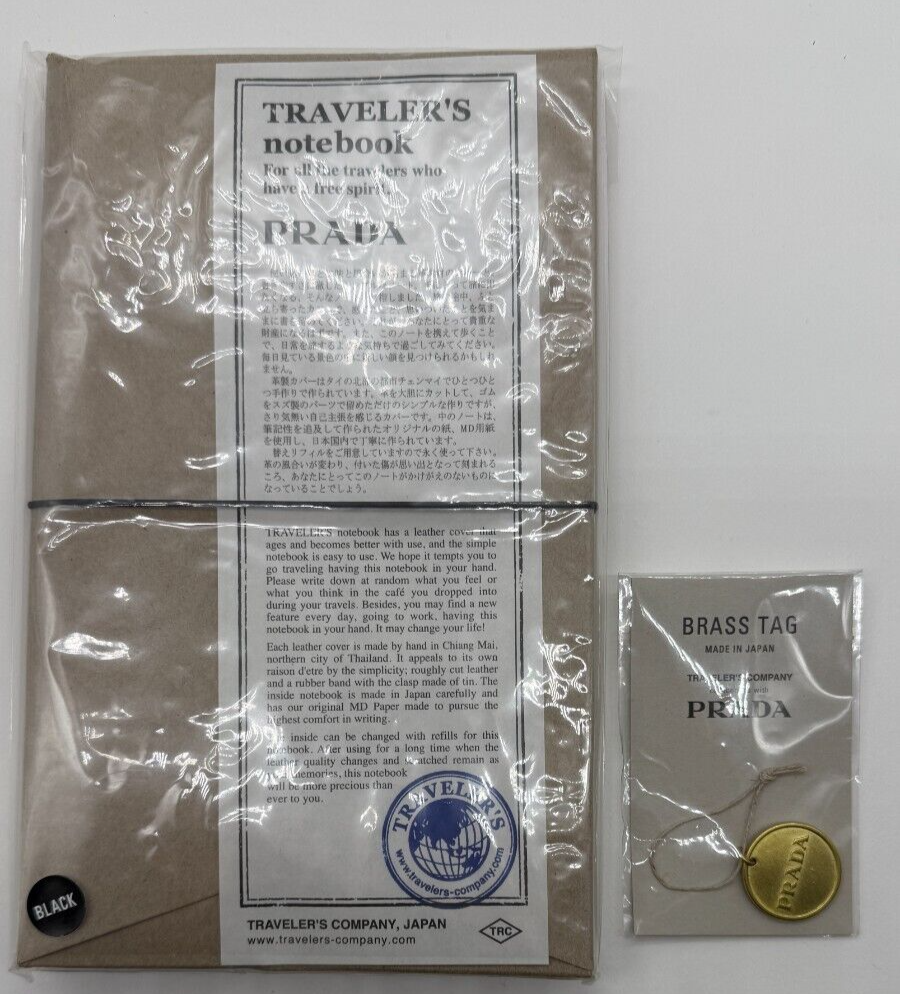 Traveler's notebook PRADA Regular Black Traveler's company