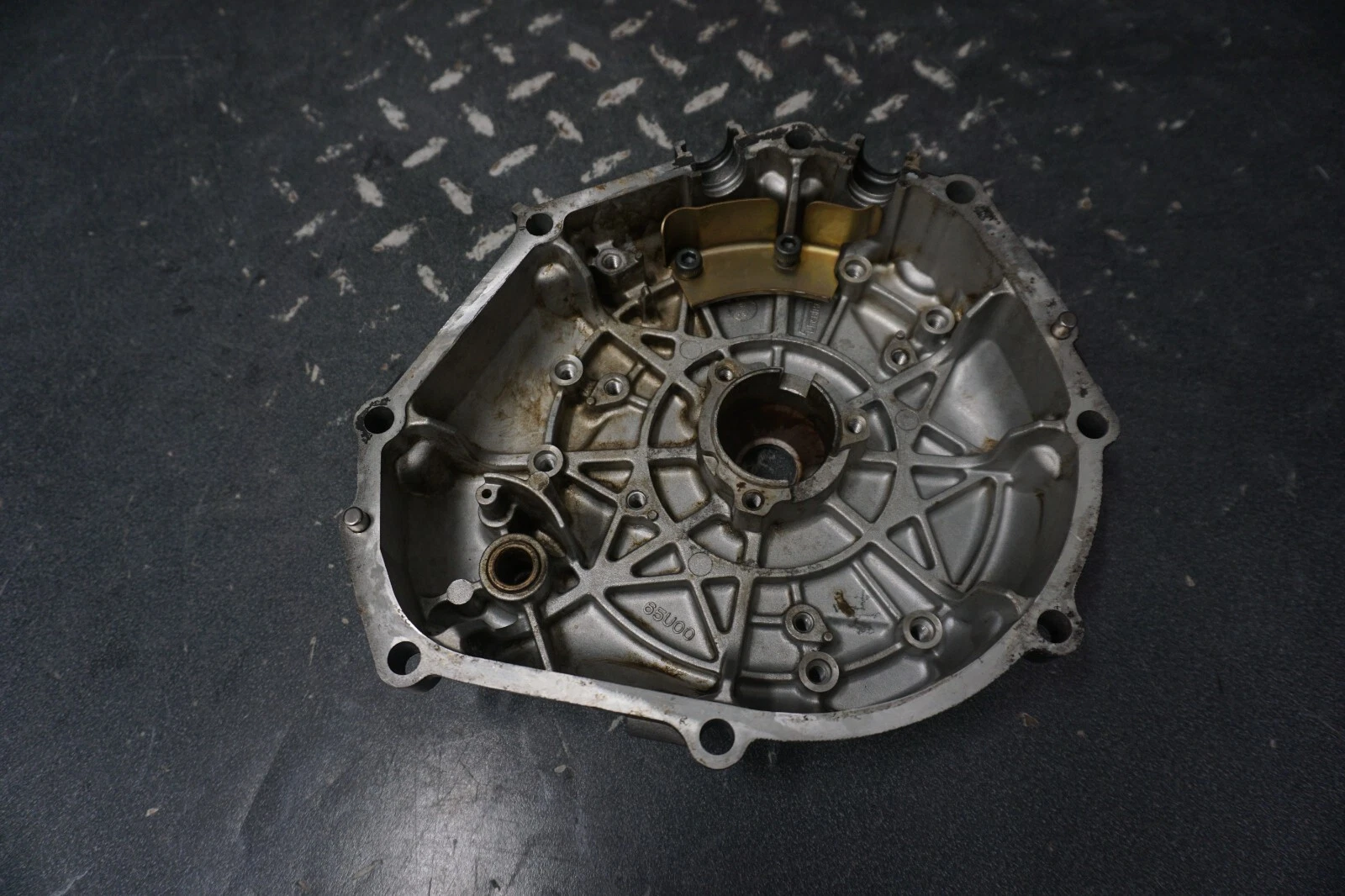 1997-1999 Yamaha OEM Flywheel Generator Cover Plate Freshwater WaveRunner GP