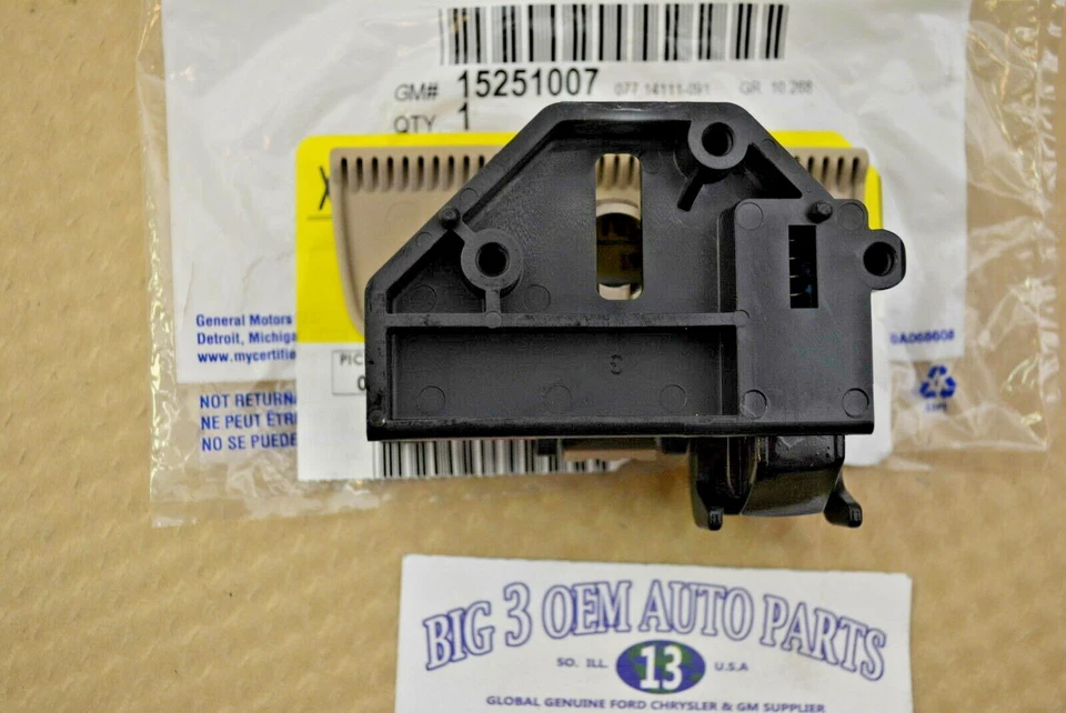 Guantera LaCrosse 2005-2009 pestillo panel puerta manija liberación nuevo OEM 15251007 Foto 2 de 4