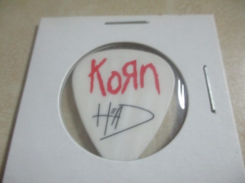BRIAN 'HEAD' WELCH KORN Authentic THE WHOSOEVERS.COM Guitar Pick RARE - Picture 2 of 5