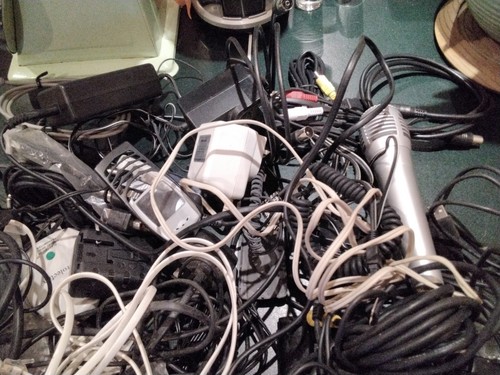 Job Lot Phone Chargers And Cables - Zdjęcie 3 z 5