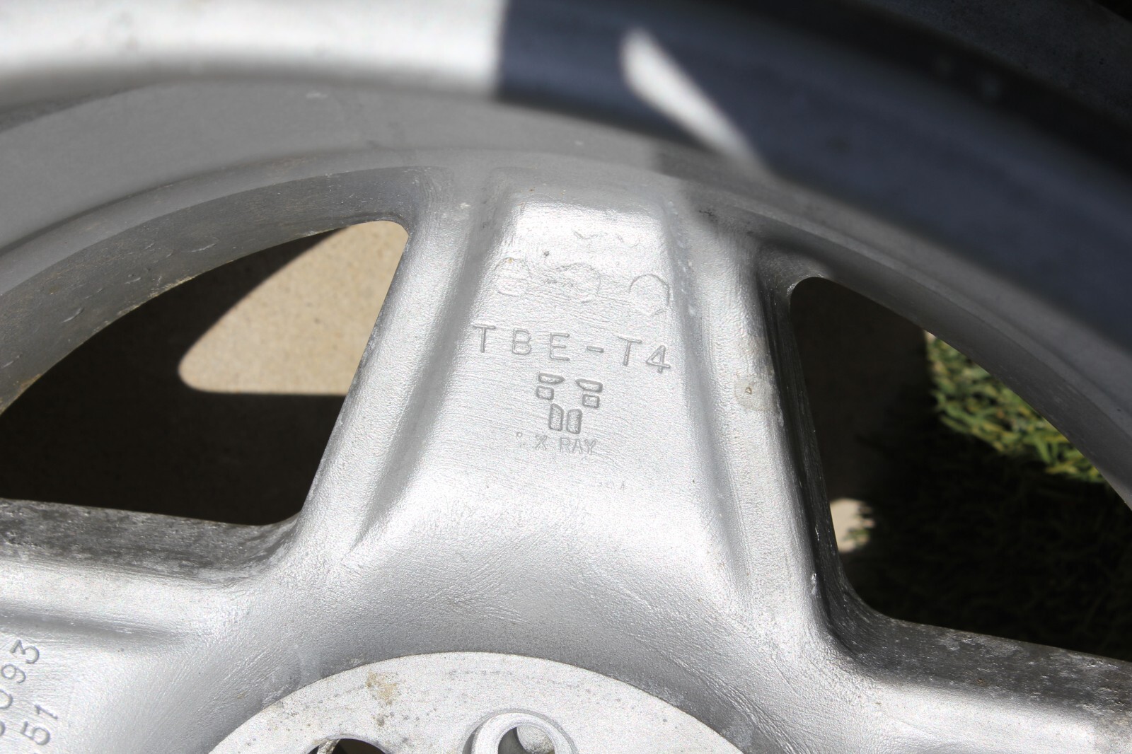 Set of Two Ferrari 16x9.5 Rear Wheels – P/N 126949 – Made in Italy