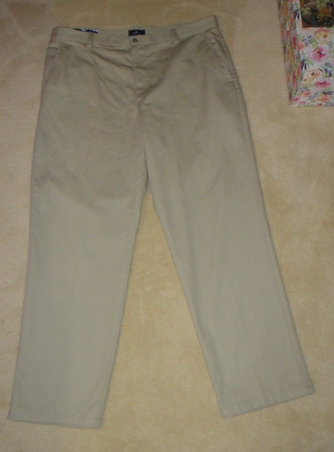 Dockers Pants Men 42 X 32 Washed Chino Flat Front Relaxed Fit Khaki NWT