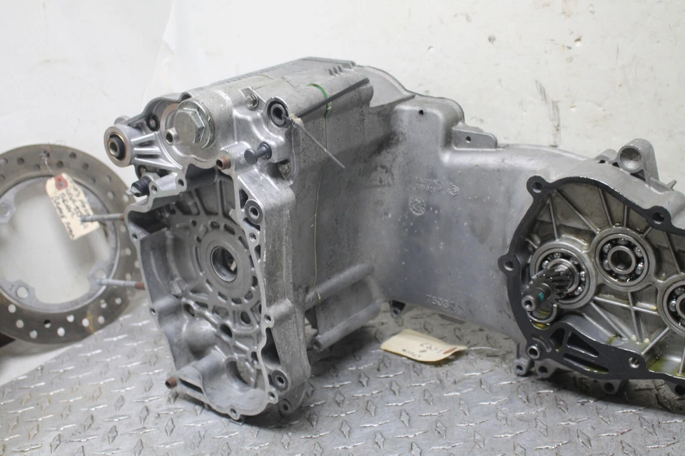 07 Piaggio MP3 250 Scooter Motor Estuche OEM  Foto 3 de 4