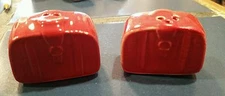 CRACKER BARREL MINI SUITCASE LUGGAGE CERAMIC BRICK RED SALT & PEPPER SHAKER