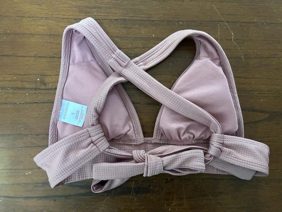 Xhilaration Women's Solid Pink Textured Cross Strap Padded Triangle Bikini Top S - Image 4 of 4