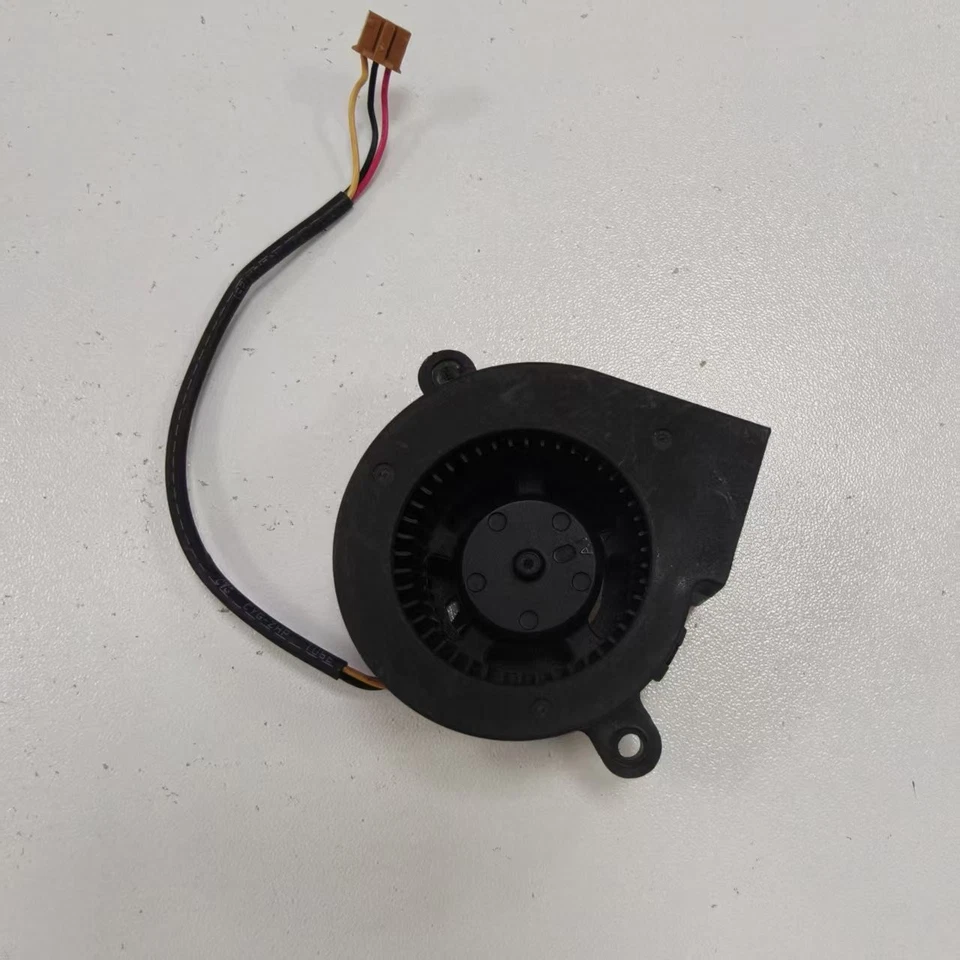 BUB0512L 12V 0.12A -DA3L 1PCS NEW blower FAN FOR BENQ W1070 HT1075 PROJECTOR - Image 2 of 2