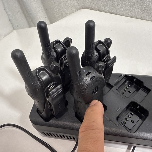 Motorola DLR1020 / CLS 1110 Radio & Charger & Headset Read All Description - Afbeelding 9 van 16