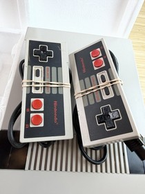 Juego de acci&oacute;n Nintendo Entertainment System excelente estado cib