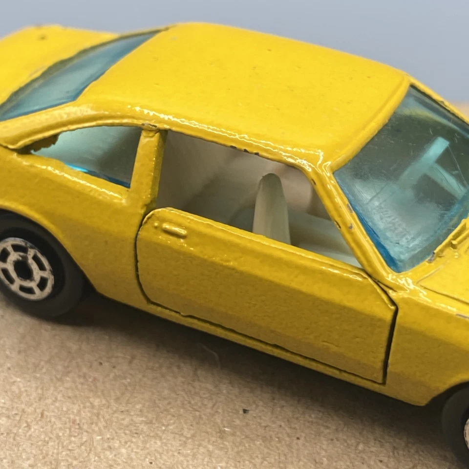 YATMING YELLOW DODGE ASPEN 1:64 DIECAST, NO. 1056 - Image 3 of 4