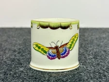 Herend Hungary Queen Victoria Pattern Cigarette Holder