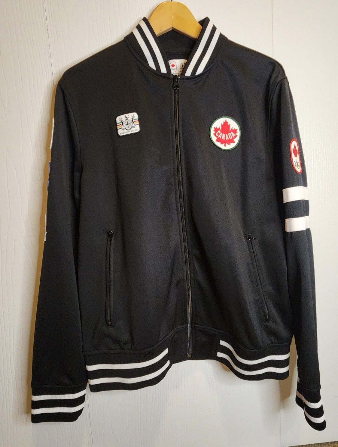 Hudson's Bay Canada Olympic Team Track Jacket Mens Size Medium Canadian Patches