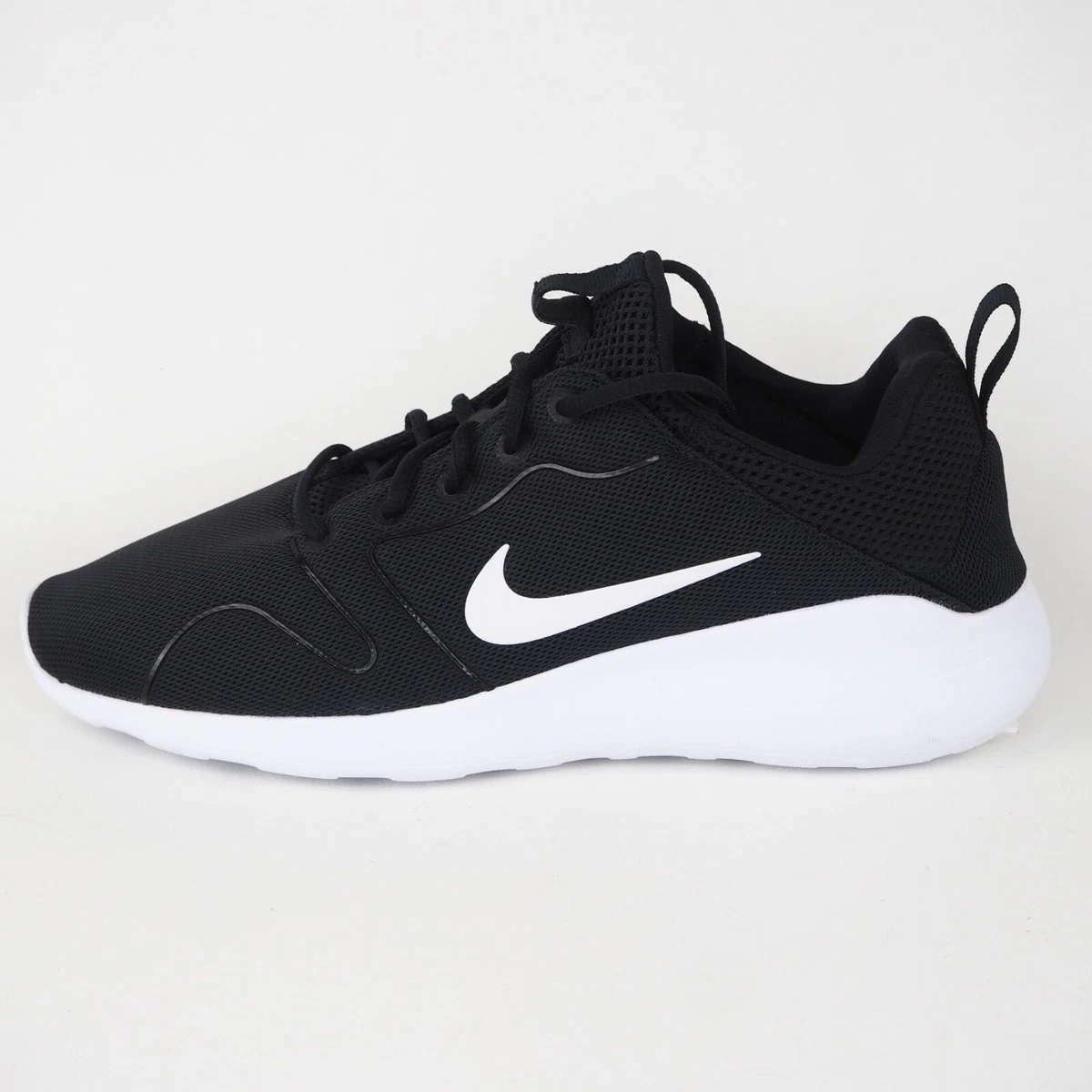 Nike Women&#039;s 2.0 Sneakers Black/White Running 833666 12 | eBay