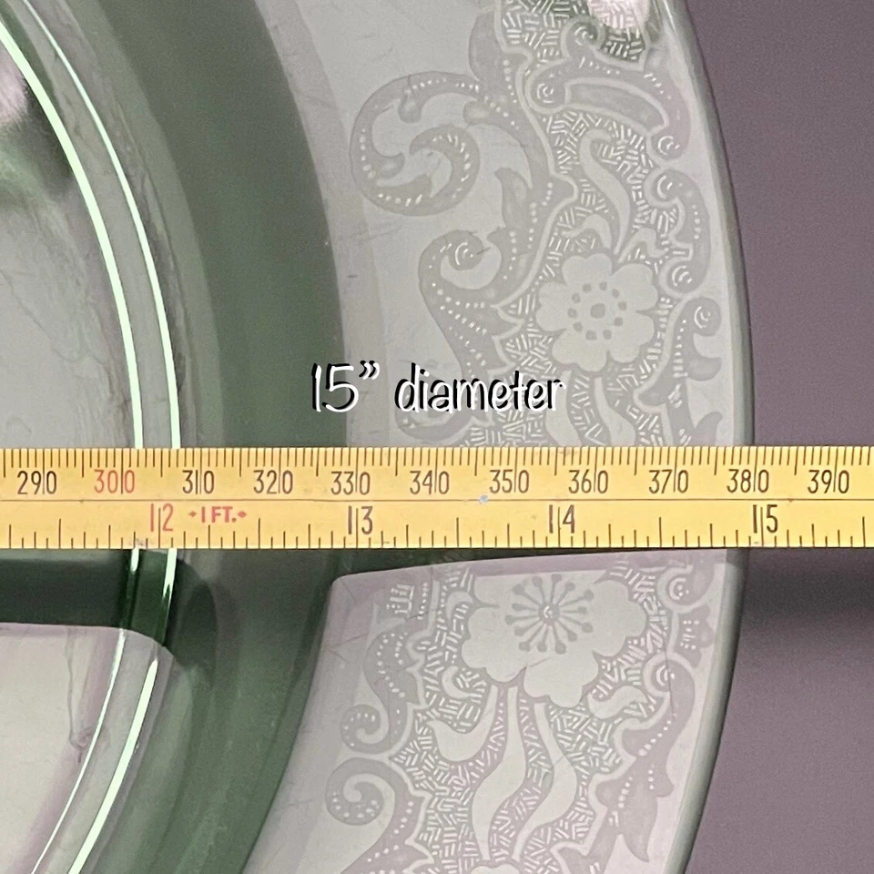 Очень большая круглая сервировочная тарелка из уранового стекла с гравировкой сделано в США диаметр 15 дюймов - Изображение 2 из 4
