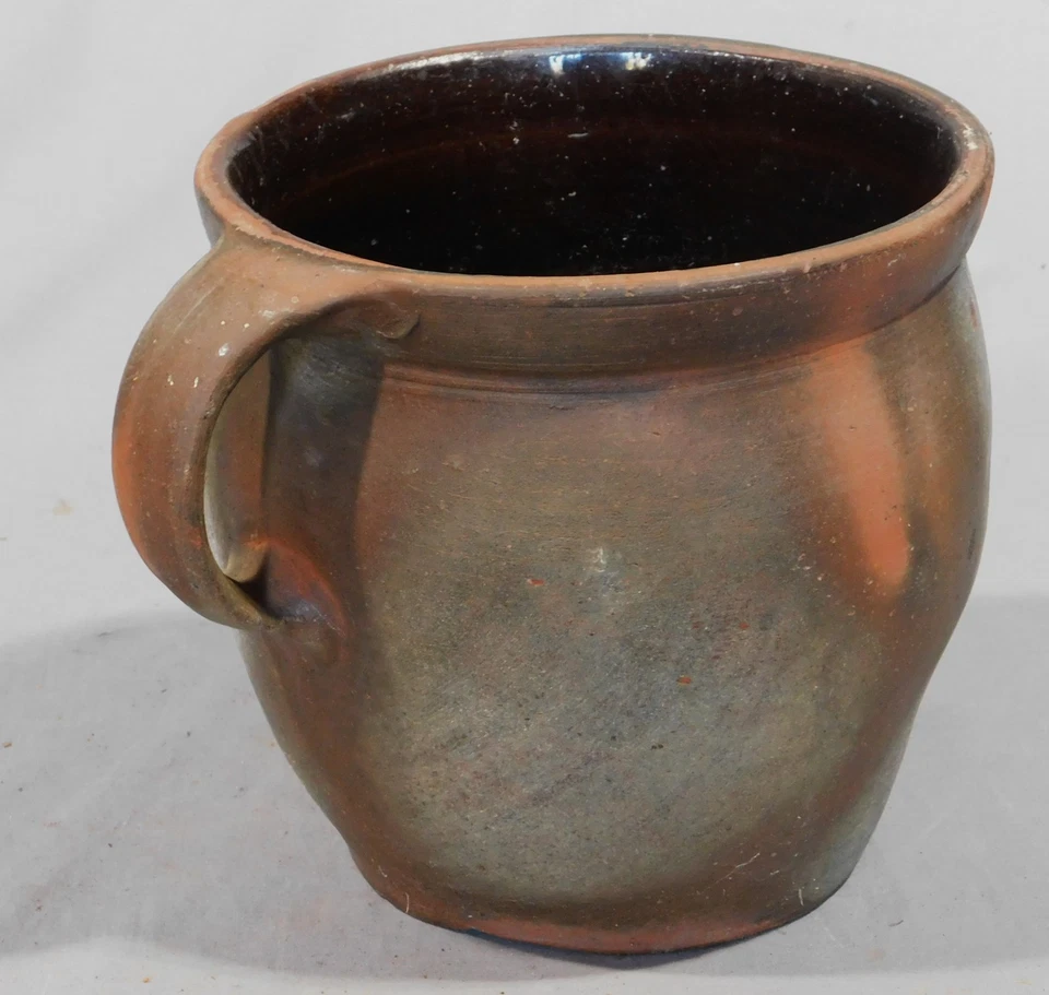 Antique redware storage crock bean pot glazed 18th 19th c. Pennsylvania round - Image 2 of 4