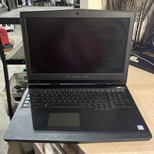 ALIENWARE 17 R4 I7 7TH 8GB RAM NO HD