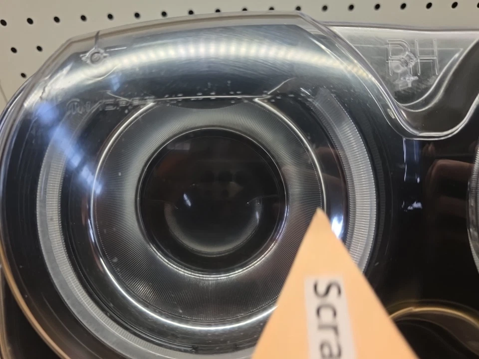 2015-2023 Dodge Challenger Headlight Right  Passenger OEM Halogen Headlamp 216E - Image 2 of 4