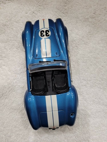 RARE REVELL 1:24 1965 REVELL SHELBY 1:24 COBRA 427 RACING (Blue) DIECAST MODEL - Picture 5 of 6