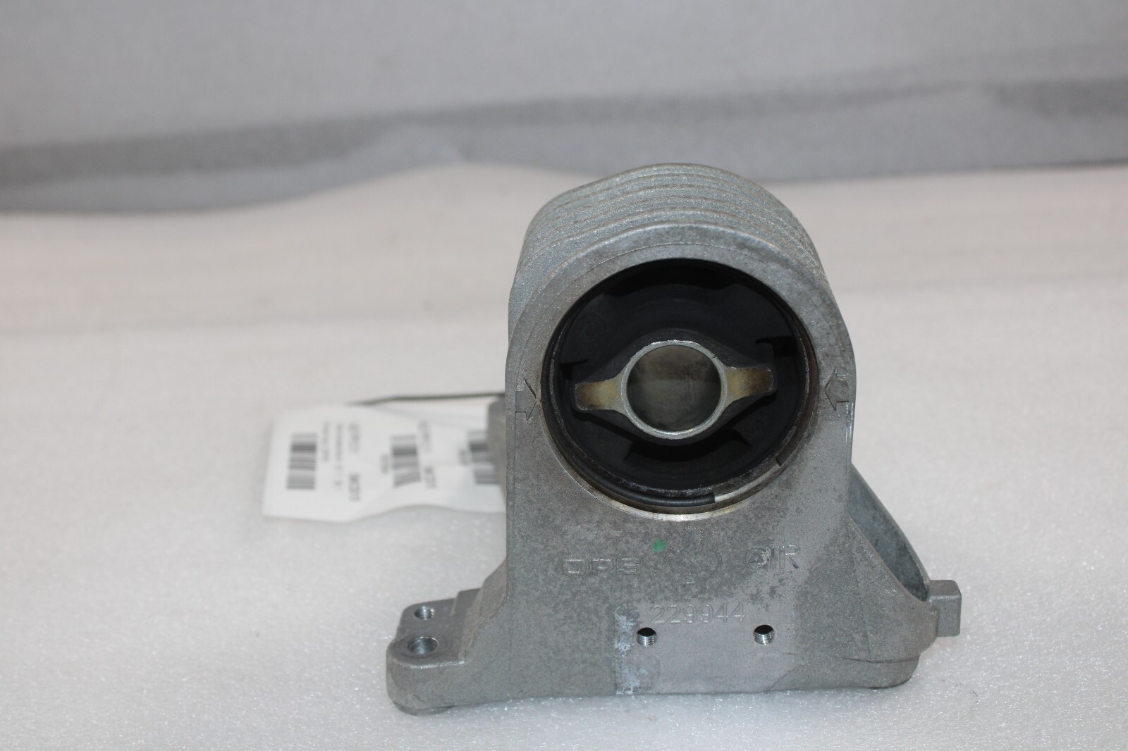 Ferrari California, RH, Right, Rear Transmission Xmember Mount, Used, 239755