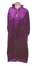 New Robe Housecoat, Beverly West, Velour Quilted-Bodice Zipper Purple M