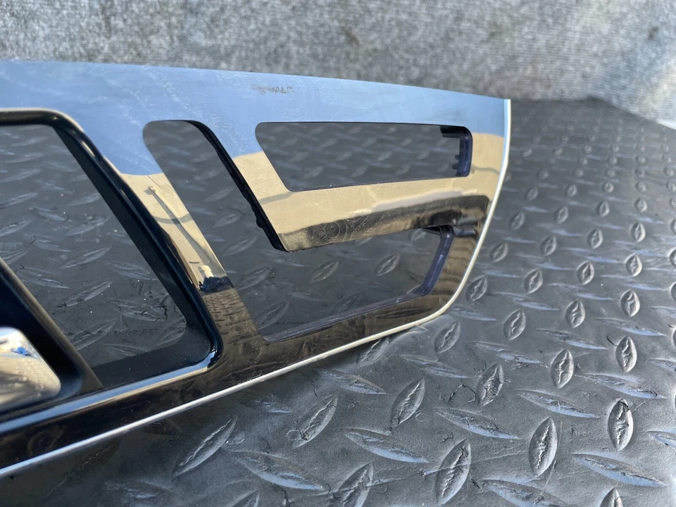 Manija de puerta de madera interior delantera izquierda fabricante original mercedes w216 cl63 cl550 cl600 Foto 3 de 4