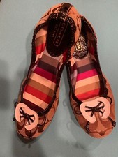 COACH  NEW  signature ballet Flats size 8 with patent trim and bow 
