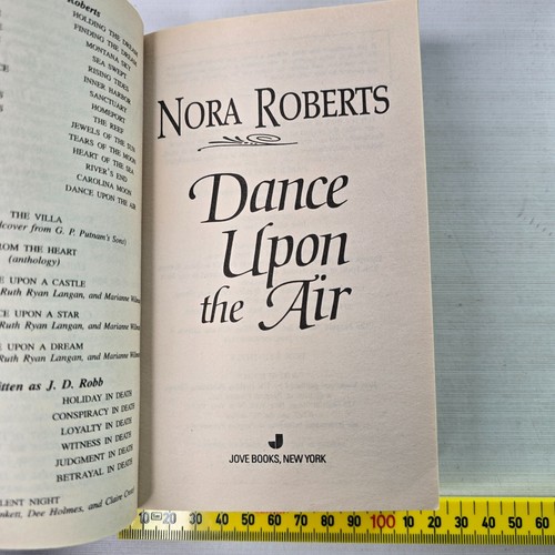 Blue Dahlia Nora Roberts PB Books Choose Your Title - Select & Save Romance - Picture 153 of 229