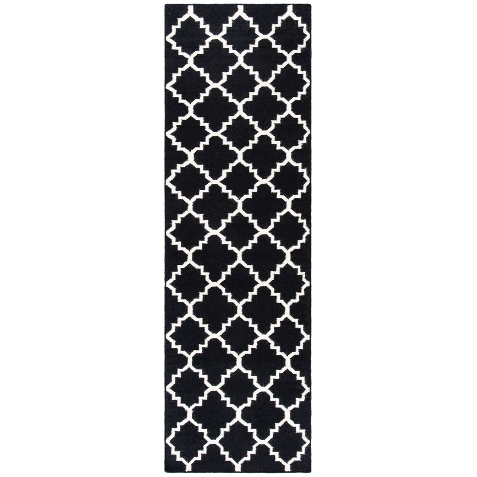 SAFAVIEH Dhurries DHU554L Handwoven Black / Ivory Rug - Image 3 of 4