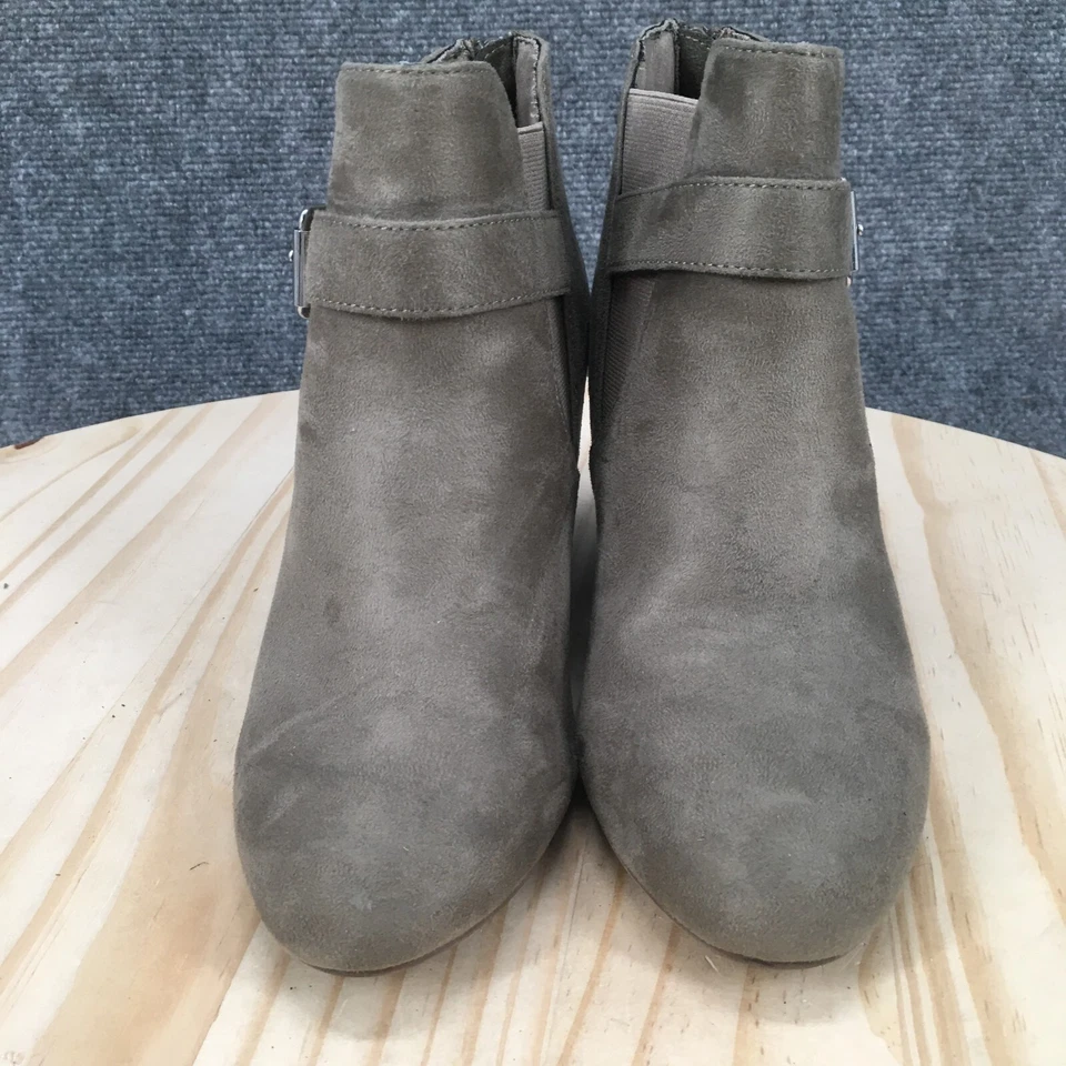 Report Botas Mujer 7 Gerard Botines Gris Gamuza Cuña Hebilla Cremallera Trasera Foto 3 de 4